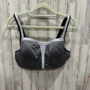 Le Mystere High Impact Underwire Sports Bra Size 38B Black Gray Adjustable